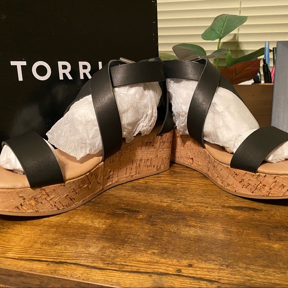 Torrid Sandals New In Box - Picture 9 of 11